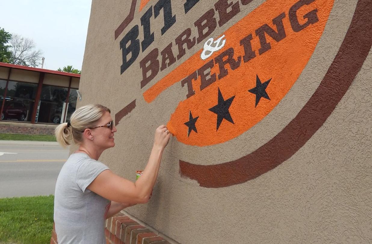 Barbecue business gets new signage